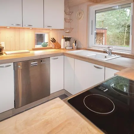 Three-bedroom In Dom wakacyjny *