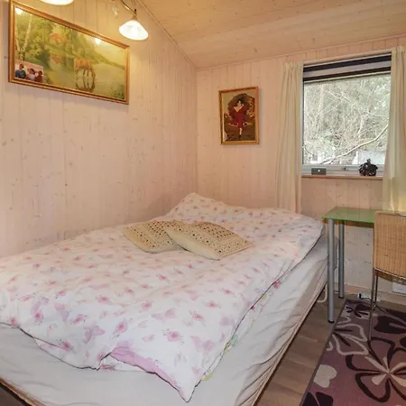 Three-bedroom In Lundby Stationsby