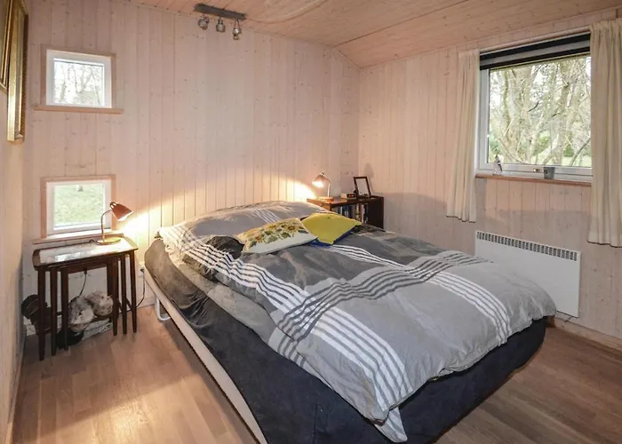 Holiday home Three-bedroom In Lundby Stationsby